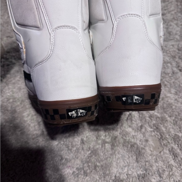 Vans Aura OG Snowboard Boots - Picture 9 of 10